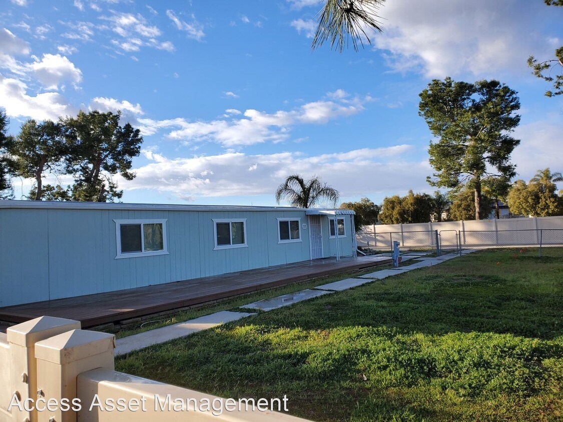 Foto principal - 3 br, 2 bath House - 27191 Saddleback Ln