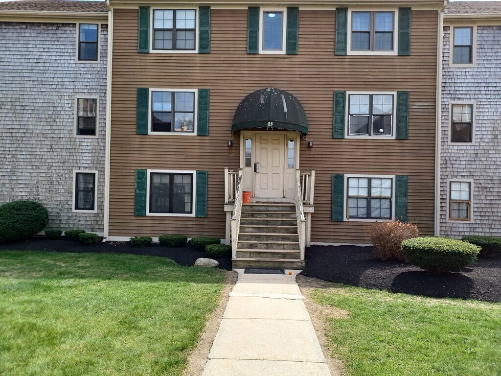 25 Eagle Ave Unit 3, Brockton, MA 02301 Condo for Rent in Brockton, MA
