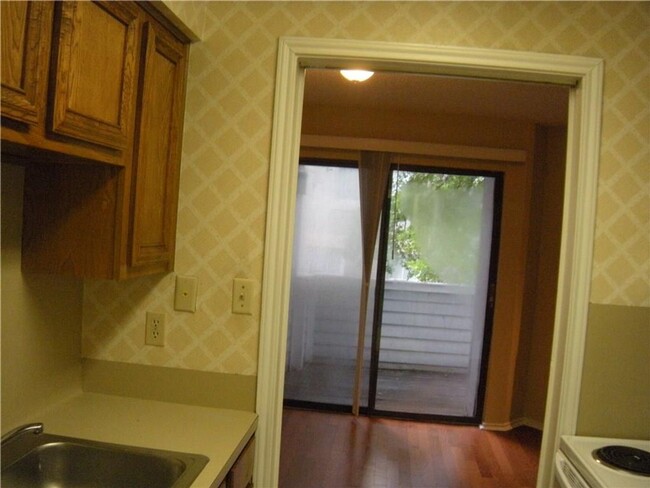 Foto del edificio - Gables 11 - 2 Bed - 1 1/2 Bath - 2 Car Per...