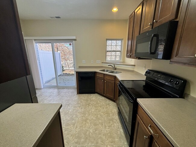 Building Photo - 11619 Stockdale Ct