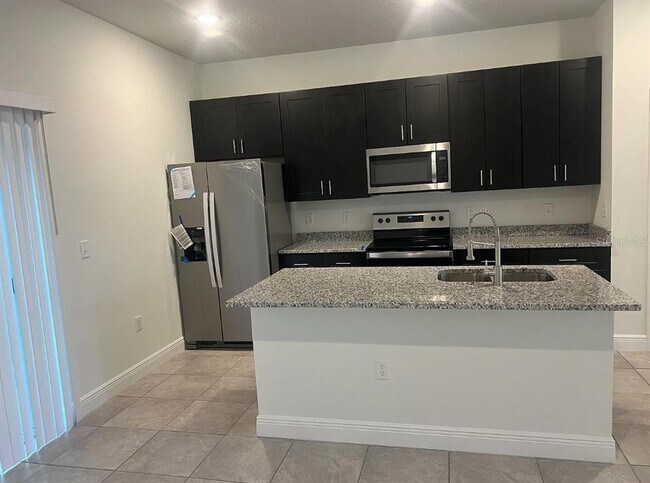 Foto del edificio - 2343 W Swanson Dr