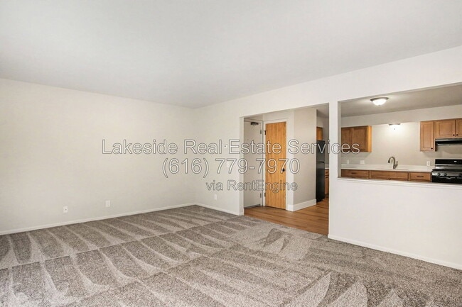 Building Photo - 1009 36th St SW
