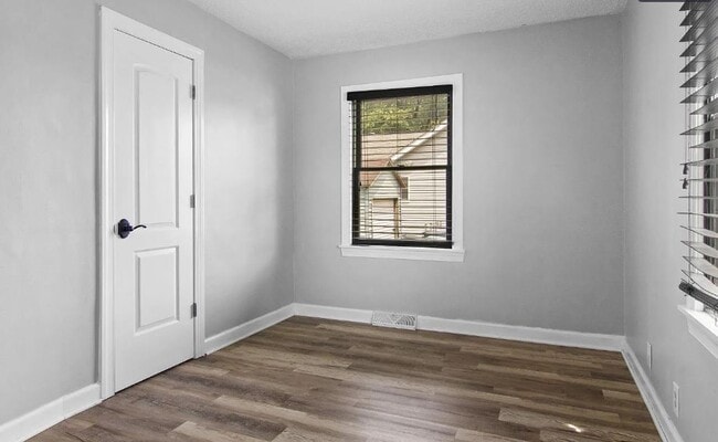 Foto del edificio - 1306 Sycamore St