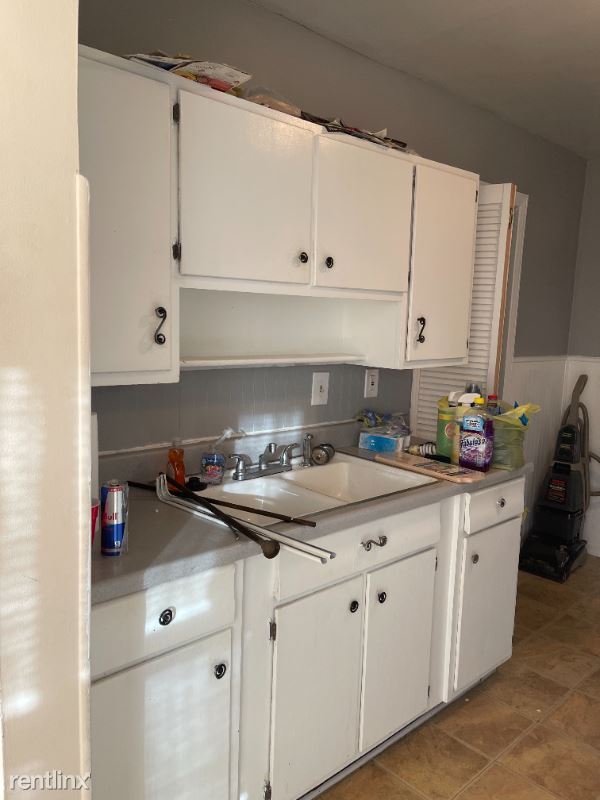 Foto del edificio - 2 br, 1 bath House - 2430 Fern