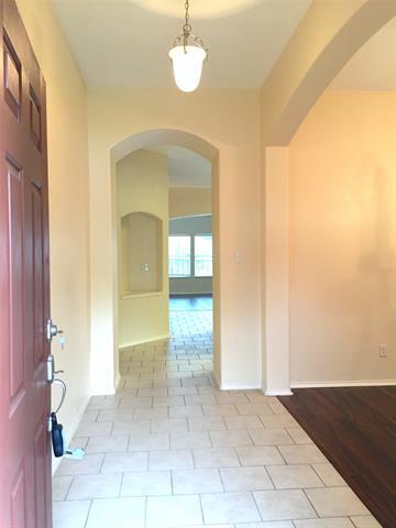 Foto del edificio - 3016 Hidden Meadow Ln