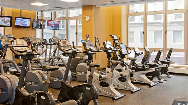 2 Gold St Apartments New York Ny Photo Of 2 Gold St Gym In Daytime With Floor To Ceiling Windows Athletic Flooring