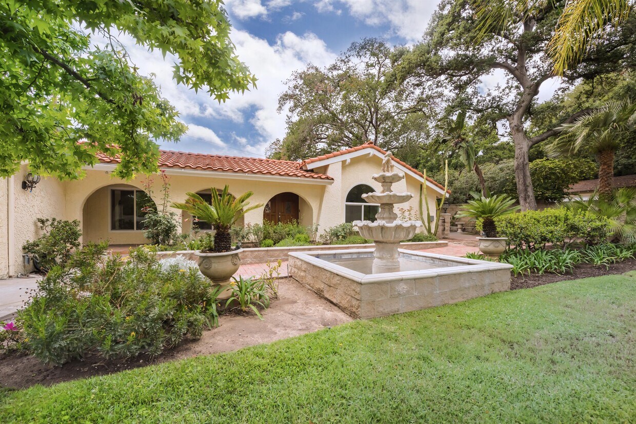 Foto principal - 1015 Rancho Rd