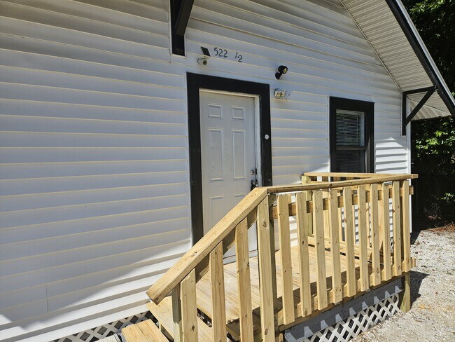 Foto del edificio - 522 1/2 15th St N