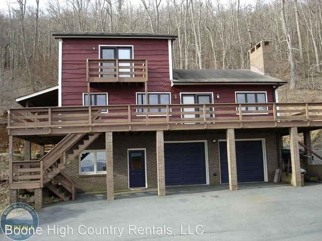 Foto del edificio - 3 br, 2 bath House - 2871 Junaluska Road