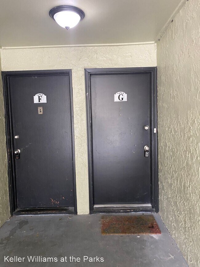 Foto del edificio - 2 br, 2 bath House - 904 Lake Destiny Road...
