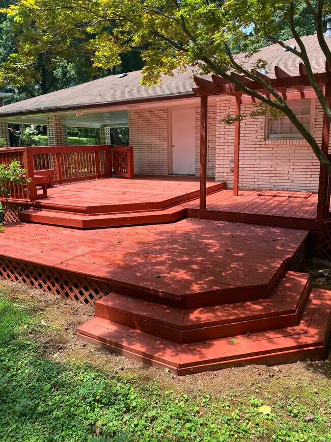Foto del edificio - 2292 Midvale Cir