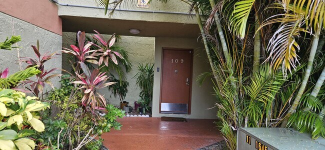 Foto del edificio - 9321 SW 4th St