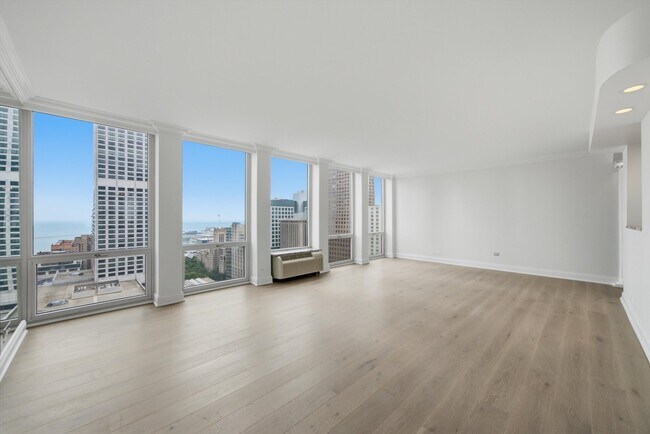 Foto del edificio - 111 E Chestnut St