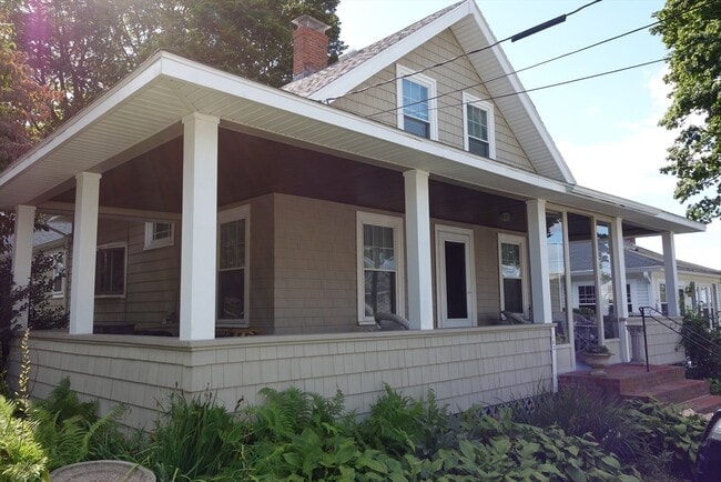 Building Photo - 162 Jersey St