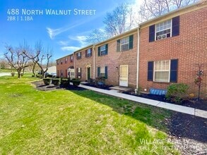 Building Photo - 488 N Walnut St