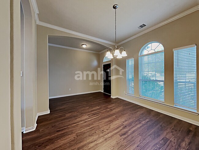 Foto del edificio - 28914 Hidden Lake Ct