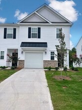Building Photo - 7 Twiggs Ln