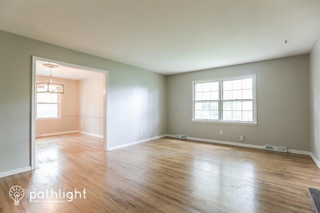 Foto del edificio - 10120 W 66th Terrace