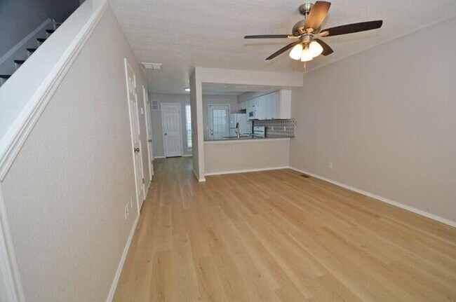 Foto del edificio - 2 Bed 1.5 Bath Townhome Warr Acres/Bethany