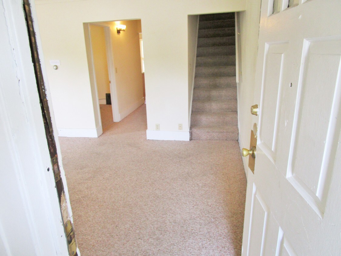 Building Photo - 308 Dawes St