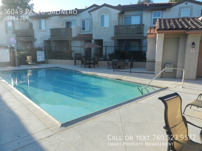 Building Photo - Beautiful Town home 3 bedroom/ 2 bathroom/...
