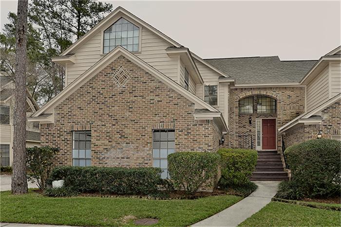 Foto principal - 14 Fairway Oaks Pl