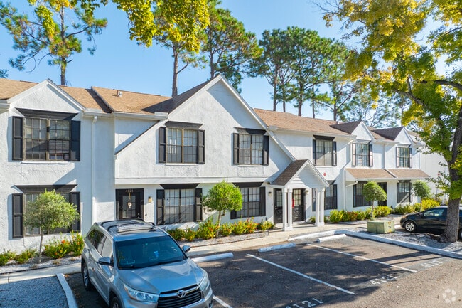 4113 Tartan Pl Tampa, Florida - Saint Andrews Square Townhomes
