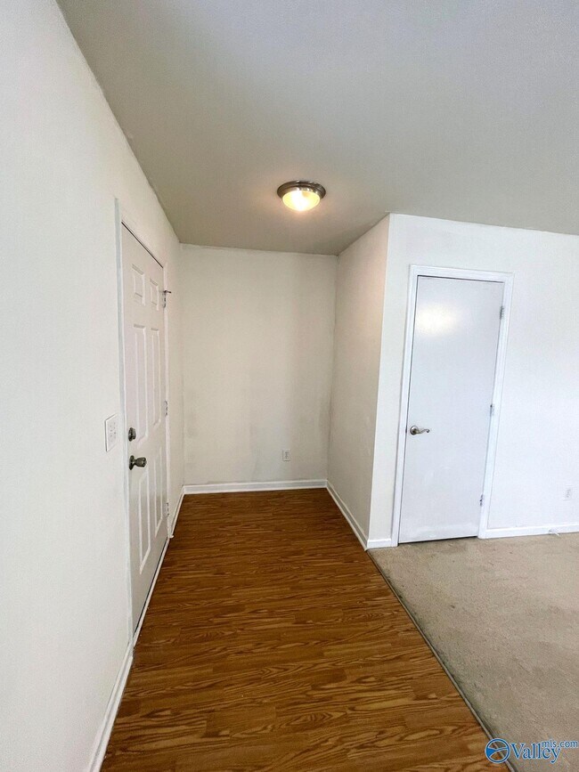 Building Photo - 111 Cotton Boll Dr