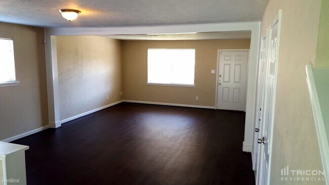 Building Photo - 16927 Folsom Dr