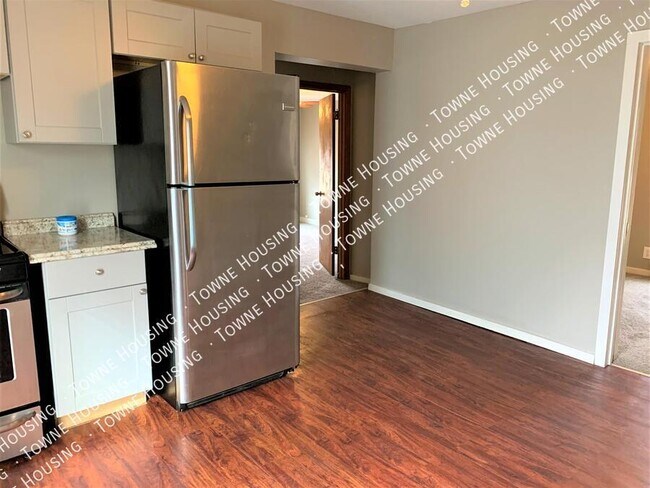 Foto del edificio - 487 Hawley St