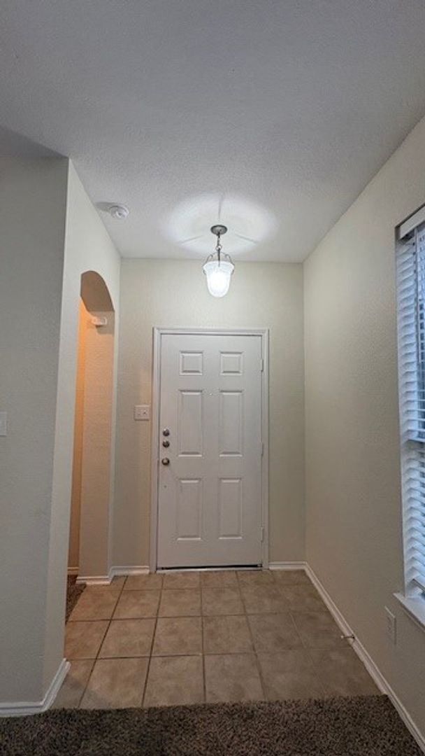 Photo - 1023 Jamie Dr Townhome