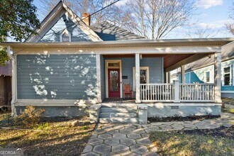Building Photo - 867 Beecher St SW