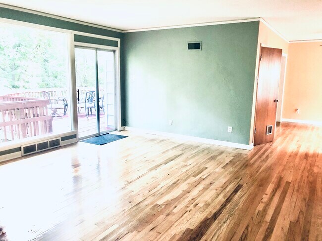 Foto del edificio - 705 Morningside Dr