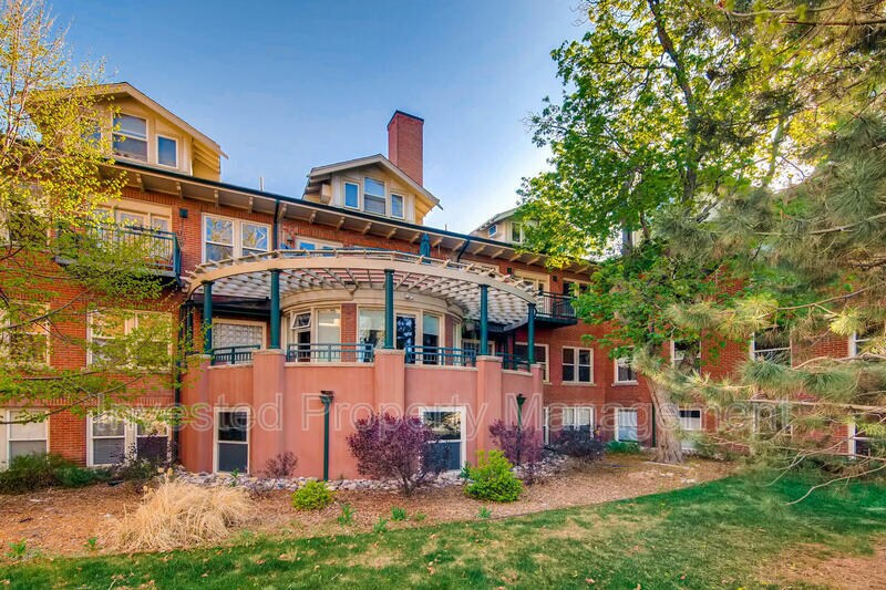 Foto principal - 3249 W Fairview Pl