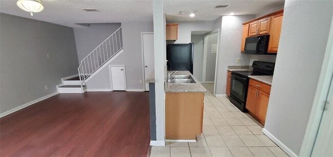 Building Photo - 5664 Birchmont Dr