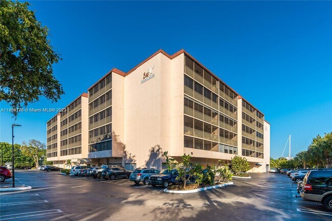 Building Photo - 740 S Federal Hwy