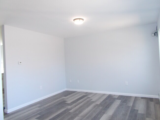 Foto del edificio - 288 Ginger Ln