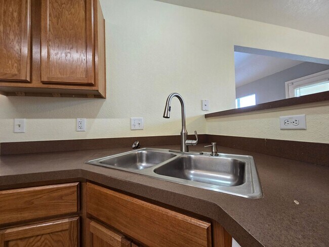 Foto del edificio - HOME FOR THE HOLIDAYS SPECIAL - AVAILABLE NOW!