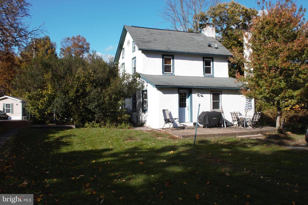 Primary Photo - 170 Hickon Rd
