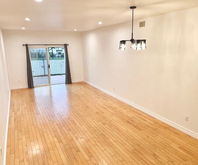 Foto del edificio - 86 Sommer Ln