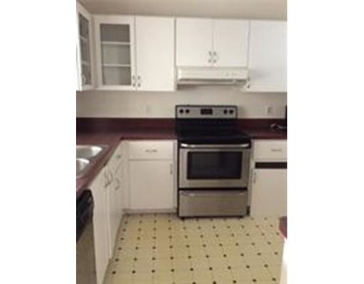 Building Photo - 6760 Bridlewood Ct