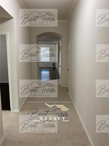 Building Photo - 9353 Comanche Ridge Dr