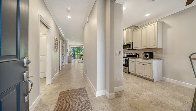 Foto del edificio - 13604 Messina Loop