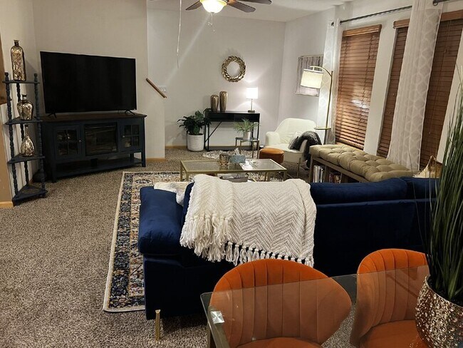 Building Photo - 5551 Boston Ct