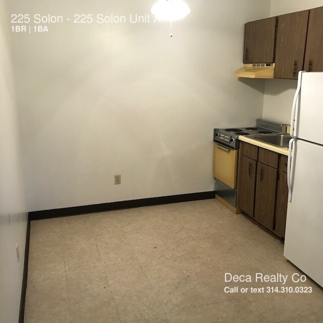 Foto del edificio - 225 Solon Dr