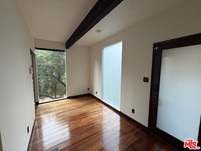 Foto del edificio - 8296 Gould Ave