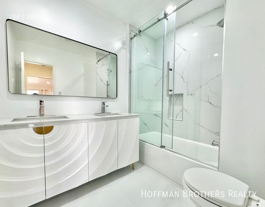 Foto del edificio - 356 Rexford Dr