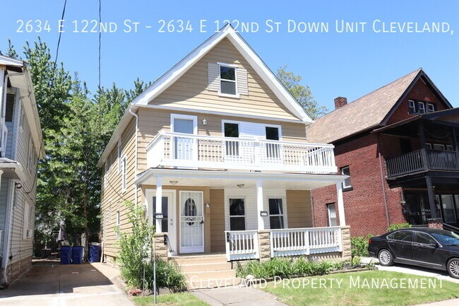 Building Photo - Newly Renovated Cleveland Duplex