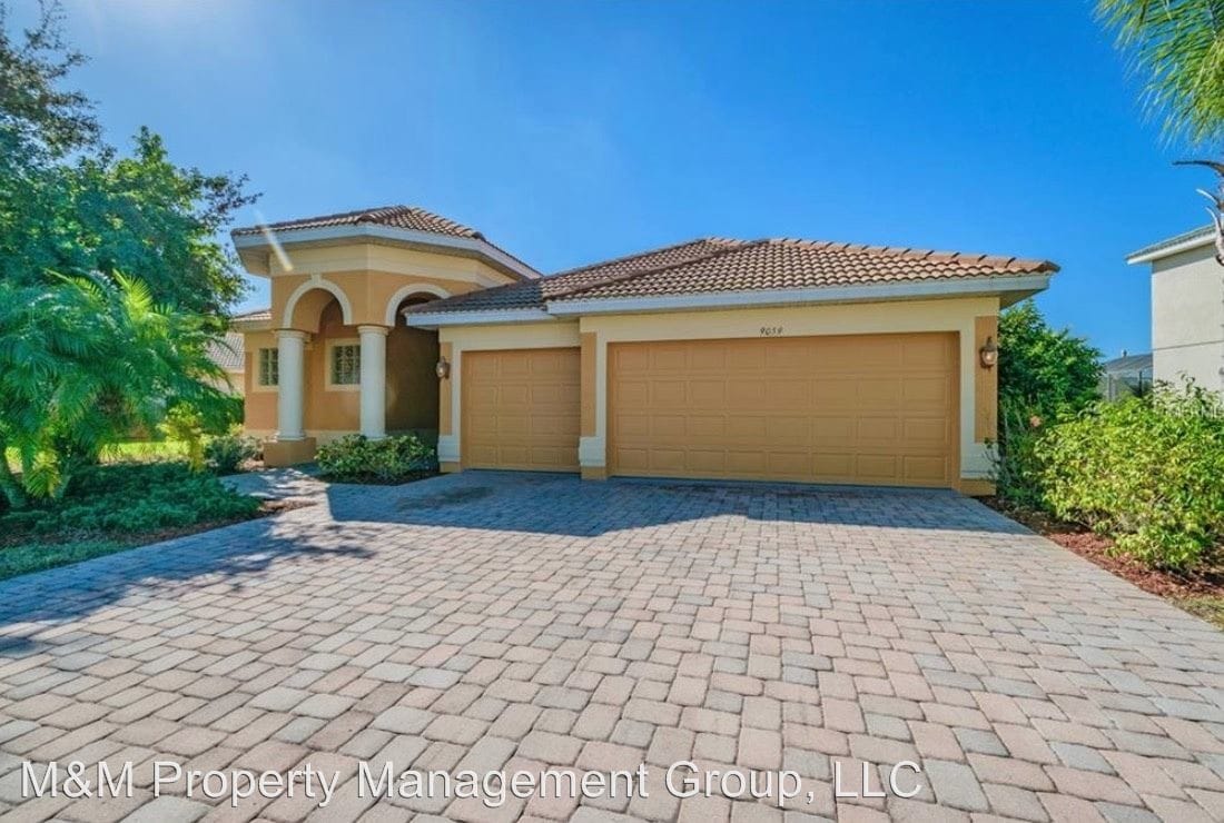 Primary Photo - 4 br, 3 bath House - 9059 Willowbrook Cir.