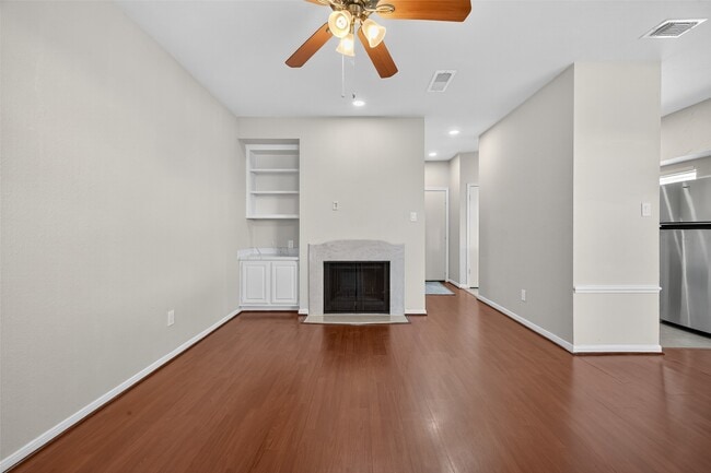 Foto del edificio - 1103 Dulles Ave